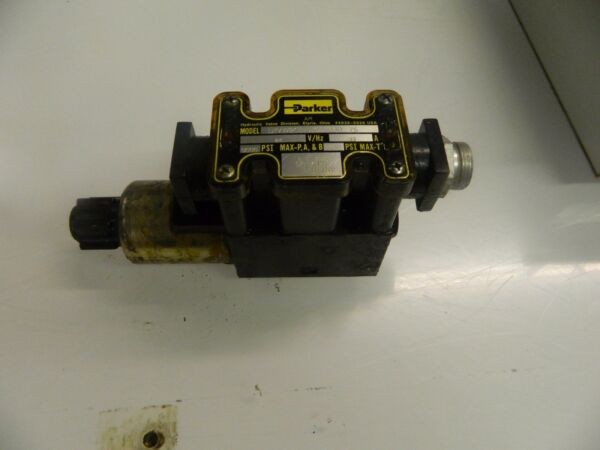 Parker Hydraulic Valve, D1VW20BNJCL5630 75, 3000 psi, 24V, Used, Warranty